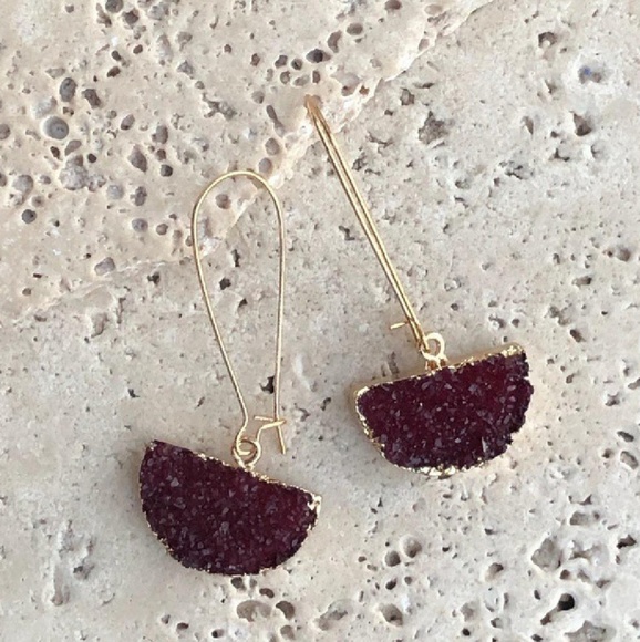 Charmayne Drop Earrings 18$
